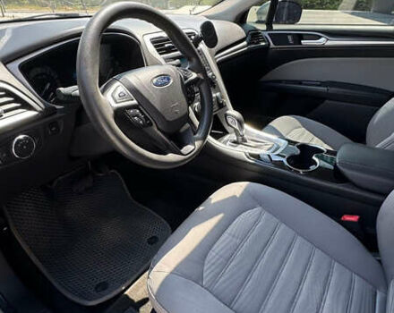 Серый Форд Фьюжн, объемом двигателя 2.49 л и пробегом 246 тыс. км за 8700 $, фото 2 на Automoto.ua