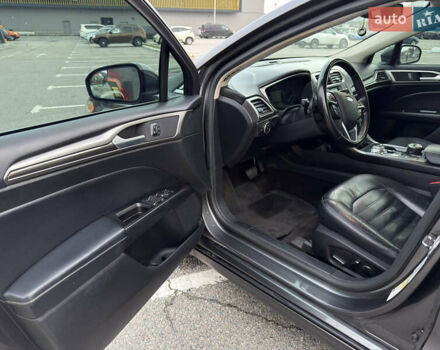 Серый Форд Фьюжн, объемом двигателя 1.5 л и пробегом 237 тыс. км за 10500 $, фото 9 на Automoto.ua