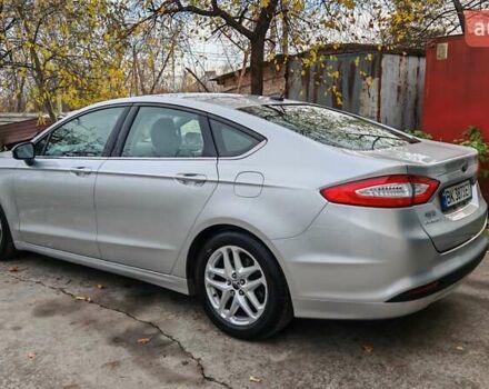 Серый Форд Фьюжн, объемом двигателя 2.49 л и пробегом 139 тыс. км за 9495 $, фото 4 на Automoto.ua