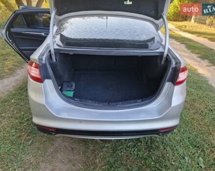 Серый Форд Фьюжн, объемом двигателя 2 л и пробегом 200 тыс. км за 7100 $, фото 4 на Automoto.ua