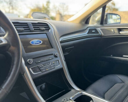 Форд Фьюжен 2016 у Чернівцях на Automoto.ua Сірий Форд Фьюжен, об'ємом двигуна 2.5 л та пробігом 197 тис. км за 11300 $, фото 9 на Automoto.ua