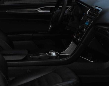 Сірий Форд Фьюжен, об'ємом двигуна 2 л та пробігом 200 тис. км за 10299 $, фото 15 на Automoto.ua