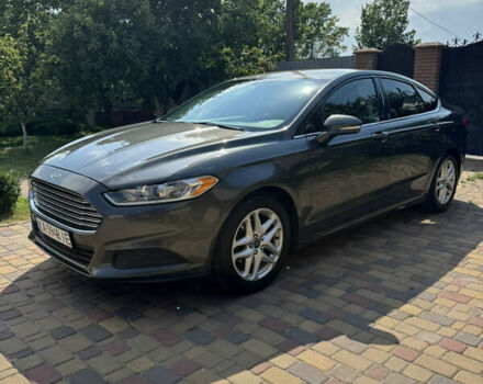 Серый Форд Фьюжн, объемом двигателя 1.5 л и пробегом 133 тыс. км за 10300 $, фото 4 на Automoto.ua