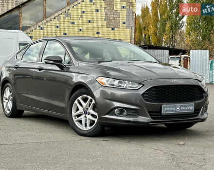 Сірий Форд Фьюжен, об'ємом двигуна 2.49 л та пробігом 125 тис. км за 10800 $, фото 6 на Automoto.ua