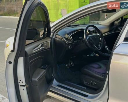 Серый Форд Фьюжн, объемом двигателя 2 л и пробегом 115 тыс. км за 12800 $, фото 14 на Automoto.ua