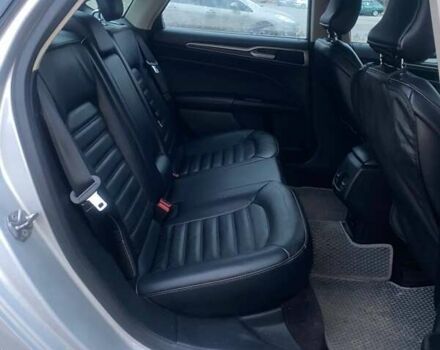 Серый Форд Фьюжн, объемом двигателя 1.5 л и пробегом 173 тыс. км за 9000 $, фото 6 на Automoto.ua