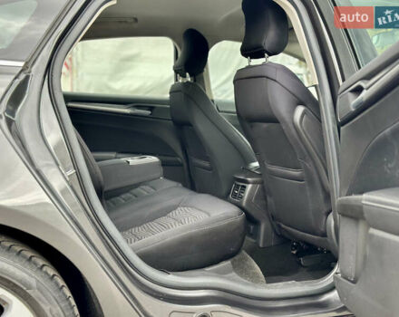 Сірий Форд Фьюжен, об'ємом двигуна 2.49 л та пробігом 125 тис. км за 10800 $, фото 16 на Automoto.ua