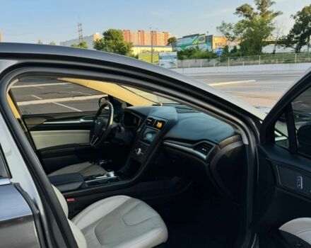 Сірий Форд Фьюжен, об'ємом двигуна 2 л та пробігом 152 тис. км за 10800 $, фото 11 на Automoto.ua