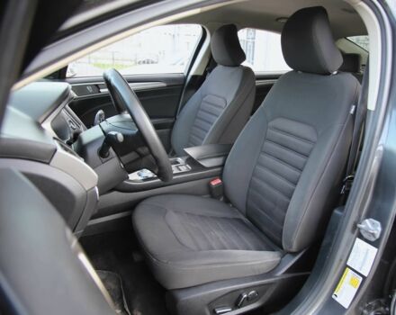 Серый Форд Фьюжн, объемом двигателя 2.5 л и пробегом 168 тыс. км за 10700 $, фото 6 на Automoto.ua