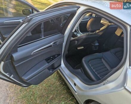 Серый Форд Фьюжн, объемом двигателя 2 л и пробегом 200 тыс. км за 7100 $, фото 5 на Automoto.ua