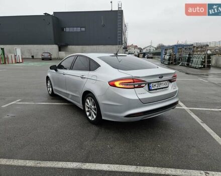 Серый Форд Фьюжн, объемом двигателя 2 л и пробегом 158 тыс. км за 13999 $, фото 5 на Automoto.ua