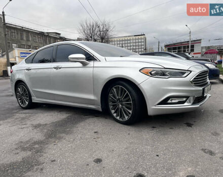 Сірий Форд Фьюжен, об'ємом двигуна 2 л та пробігом 172 тис. км за 14500 $, фото 5 на Automoto.ua