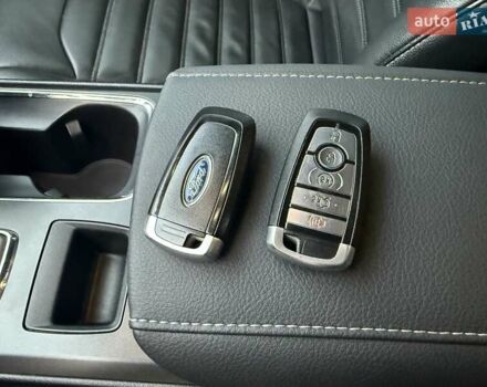 Сірий Форд Фьюжен, об'ємом двигуна 2 л та пробігом 174 тис. км за 14500 $, фото 80 на Automoto.ua