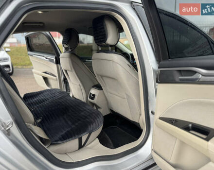 Серый Форд Фьюжн, объемом двигателя 2 л и пробегом 159 тыс. км за 14600 $, фото 16 на Automoto.ua