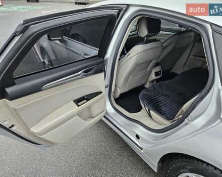 Серый Форд Фьюжн, объемом двигателя 2 л и пробегом 158 тыс. км за 13999 $, фото 7 на Automoto.ua