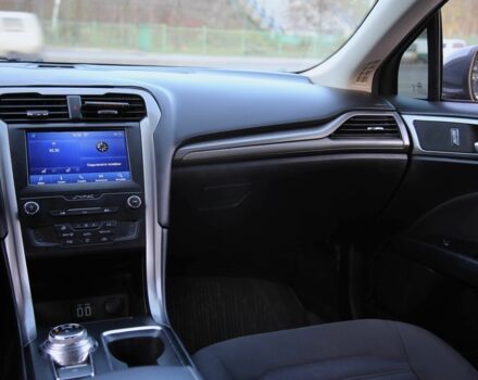 Серый Форд Фьюжн, объемом двигателя 2.5 л и пробегом 168 тыс. км за 10700 $, фото 11 на Automoto.ua