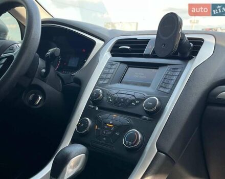 Сірий Форд Фьюжен, об'ємом двигуна 2.5 л та пробігом 246 тис. км за 10390 $, фото 16 на Automoto.ua