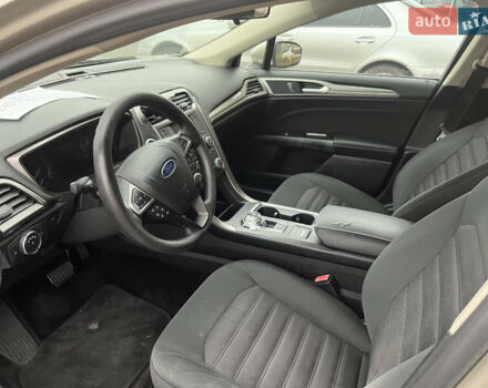 Сірий Форд Фьюжен, об'ємом двигуна 2.49 л та пробігом 144 тис. км за 10500 $, фото 12 на Automoto.ua