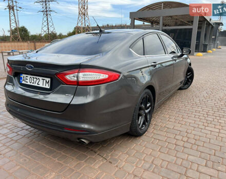 Форд Фьюжен 2016 у Кривому Розі на Automoto.ua Сірий Форд Фьюжен, об'ємом двигуна 2.5 л та пробігом 186 тис. км за 10800 $, фото 2 на Automoto.ua