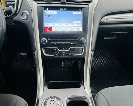 Серый Форд Фьюжн, объемом двигателя 1.5 л и пробегом 92 тыс. км за 6300 $, фото 14 на Automoto.ua