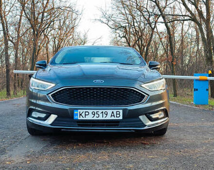 Серый Форд Фьюжн, объемом двигателя 2 л и пробегом 316 тыс. км за 12800 $, фото 1 на Automoto.ua