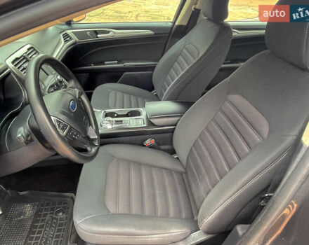 Серый Форд Фьюжн, объемом двигателя 2.49 л и пробегом 119 тыс. км за 10400 $, фото 40 на Automoto.ua