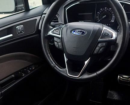 Серый Форд Фьюжн, объемом двигателя 2.7 л и пробегом 156 тыс. км за 15000 $, фото 8 на Automoto.ua