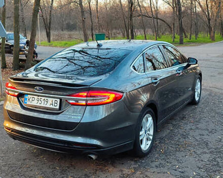 Серый Форд Фьюжн, объемом двигателя 2 л и пробегом 316 тыс. км за 12800 $, фото 3 на Automoto.ua