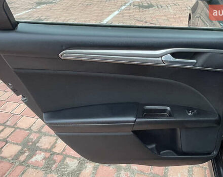 Серый Форд Фьюжн, объемом двигателя 2.49 л и пробегом 119 тыс. км за 10400 $, фото 60 на Automoto.ua