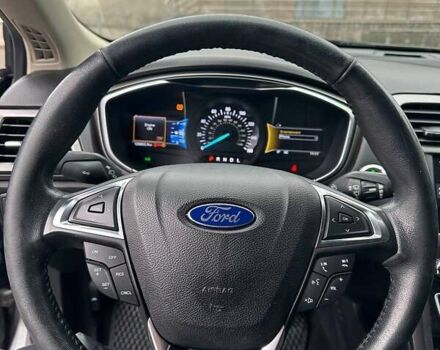 Сірий Форд Фьюжен, об'ємом двигуна 2.49 л та пробігом 130 тис. км за 12000 $, фото 19 на Automoto.ua