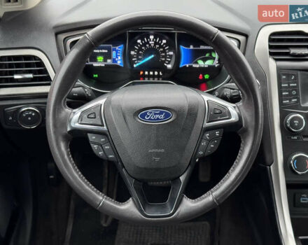 Серый Форд Фьюжн, объемом двигателя 2 л и пробегом 195 тыс. км за 12300 $, фото 22 на Automoto.ua