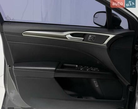 Форд Фьюжн 2017 в Одессе на Automoto.ua Серый Форд Фьюжн, объемом двигателя 2 л и пробегом 78 тыс. км за 15800 $, фото 30 на Automoto.ua