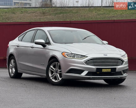 Серый Форд Фьюжн, объемом двигателя 2 л и пробегом 195 тыс. км за 12300 $, фото 4 на Automoto.ua