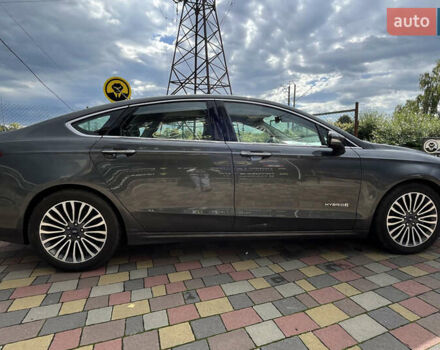 Серый Форд Фьюжн, объемом двигателя 2 л и пробегом 64 тыс. км за 16899 $, фото 6 на Automoto.ua