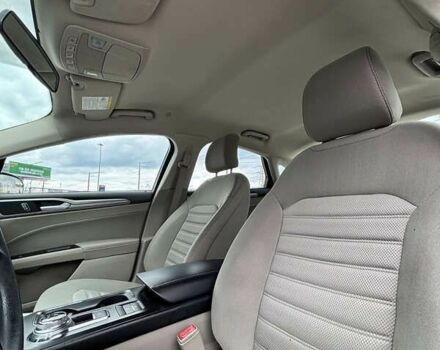 Сірий Форд Фьюжен, об'ємом двигуна 2 л та пробігом 207 тис. км за 13000 $, фото 8 на Automoto.ua