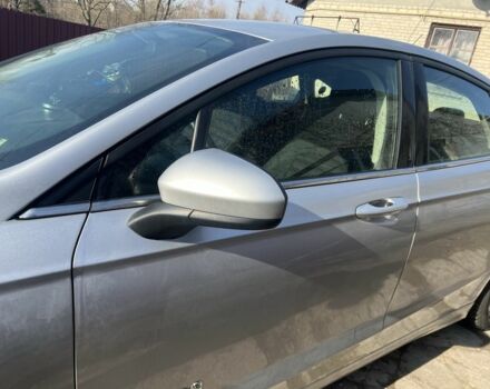 Серый Форд Фьюжн, объемом двигателя 2 л и пробегом 207 тыс. км за 13000 $, фото 5 на Automoto.ua