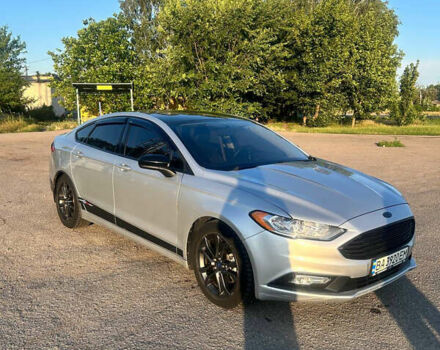 Форд Фьюжн 2017 в Александрие на Automoto.ua Серый Форд Фьюжн, объемом двигателя 2 л и пробегом 118 тыс. км за 11500 $, фото 9 на Automoto.ua
