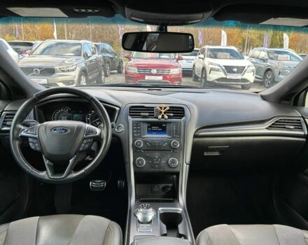 Форд Фьюжн 2017 в Кривом Роге на Automoto.ua Серый Форд Фьюжн, объемом двигателя 2.7 л и пробегом 95 тыс. км за 13500 $, фото 9 на Automoto.ua