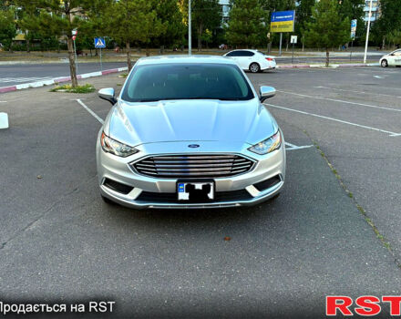 Серый Форд Фьюжн, объемом двигателя 2.5 л и пробегом 173 тыс. км за 12700 $, фото 3 на Automoto.ua
