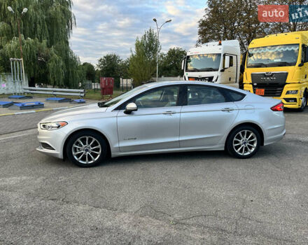 Форд Фьюжн 2017 в Киеве на Automoto.ua Серый Форд Фьюжн, объемом двигателя 2 л и пробегом 123 тыс. км за 14000 $, фото 22 на Automoto.ua