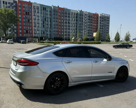 Форд Фьюжн 2017 в Киеве на Automoto.ua Серый Форд Фьюжн, объемом двигателя 2 л и пробегом 211 тыс. км за 13400 $, фото 4 на Automoto.ua