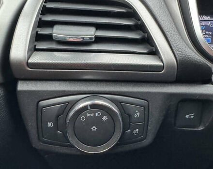 Серый Форд Фьюжн, объемом двигателя 2 л и пробегом 250 тыс. км за 10300 $, фото 18 на Automoto.ua