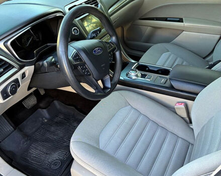 Серый Форд Фьюжн, объемом двигателя 2.5 л и пробегом 173 тыс. км за 12700 $, фото 7 на Automoto.ua
