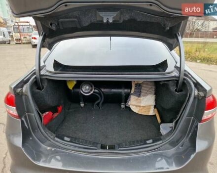 Сірий Форд Фьюжен, об'ємом двигуна 2.49 л та пробігом 110 тис. км за 12500 $, фото 14 на Automoto.ua