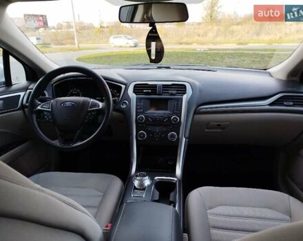 Сірий Форд Фьюжен, об'ємом двигуна 1.5 л та пробігом 152 тис. км за 10200 $, фото 3 на Automoto.ua