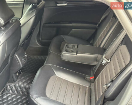 Серый Форд Фьюжн, объемом двигателя 2 л и пробегом 180 тыс. км за 14650 $, фото 30 на Automoto.ua