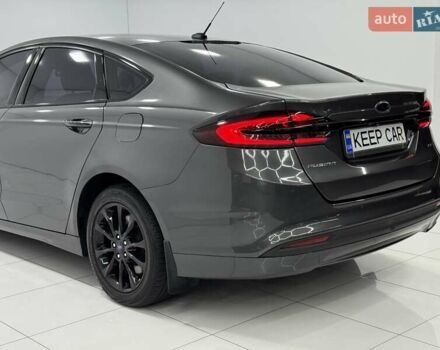Форд Фьюжн 2017 в Одессе на Automoto.ua Серый Форд Фьюжн, объемом двигателя 2 л и пробегом 78 тыс. км за 15800 $, фото 15 на Automoto.ua