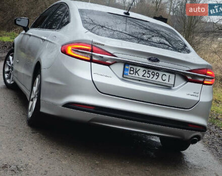 Серый Форд Фьюжн, объемом двигателя 2 л и пробегом 183 тыс. км за 13900 $, фото 4 на Automoto.ua