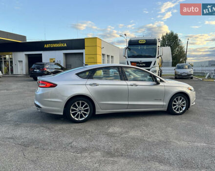 Сірий Форд Фьюжен, об'ємом двигуна 2 л та пробігом 123 тис. км за 14000 $, фото 16 на Automoto.ua