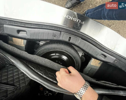Серый Форд Фьюжн, объемом двигателя 2 л и пробегом 146 тыс. км за 13800 $, фото 75 на Automoto.ua